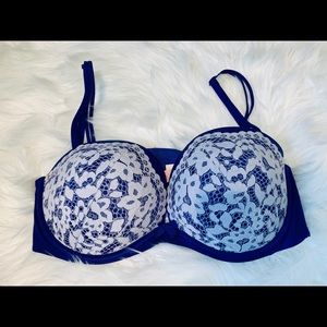 VS very sexy strapless push-up bra